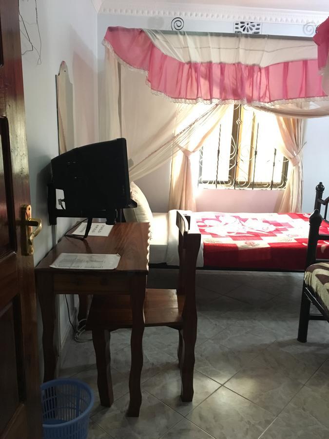 Kutetere Motel アルーシャ エクステリア 写真
